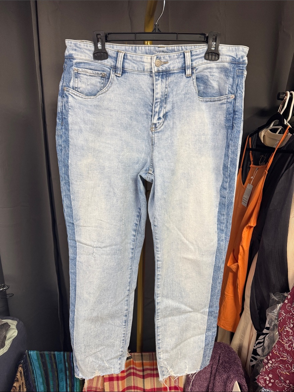 New York & Company Two-Tone Light Blue Cropped Straight Jeans